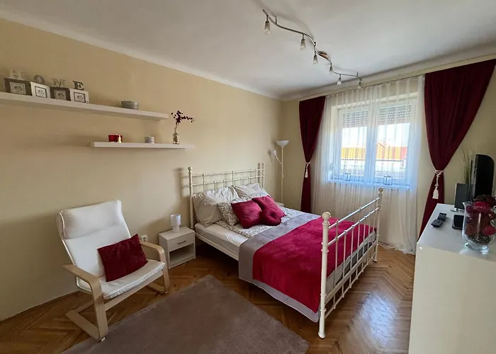 Downtown Hideaway Apartman